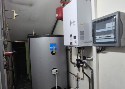 Installation d’une Pompe à Chaleur Mitsubishi Zubadan – Cantine à Revel